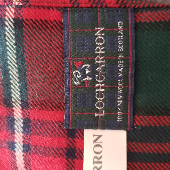 Lochcarron tartan woolen scarf - Picture 2 of 3